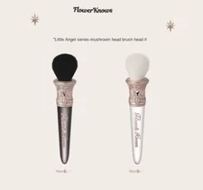Flower Knows Little Angel Highlight Poweder Blush Brush- Black and White