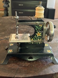Casige Toy Sewing Machine | eBay