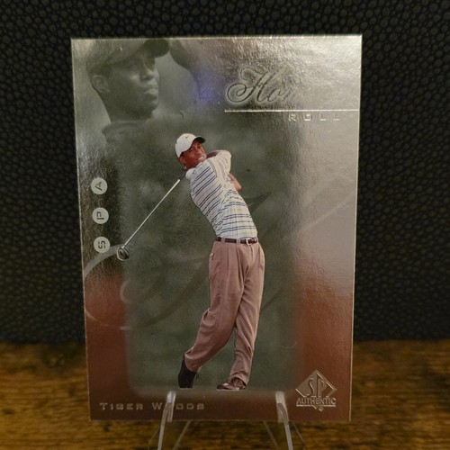 Tiger Woods #HR1 2001 SP Authentic Honor Roll card