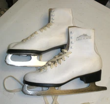 Lake Placid Womens White Leather Lace-Up Figure Skates Size 9