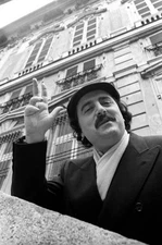 Italian writer poet Giuseppe Conte front a buliding Italy 1980s Old Photo