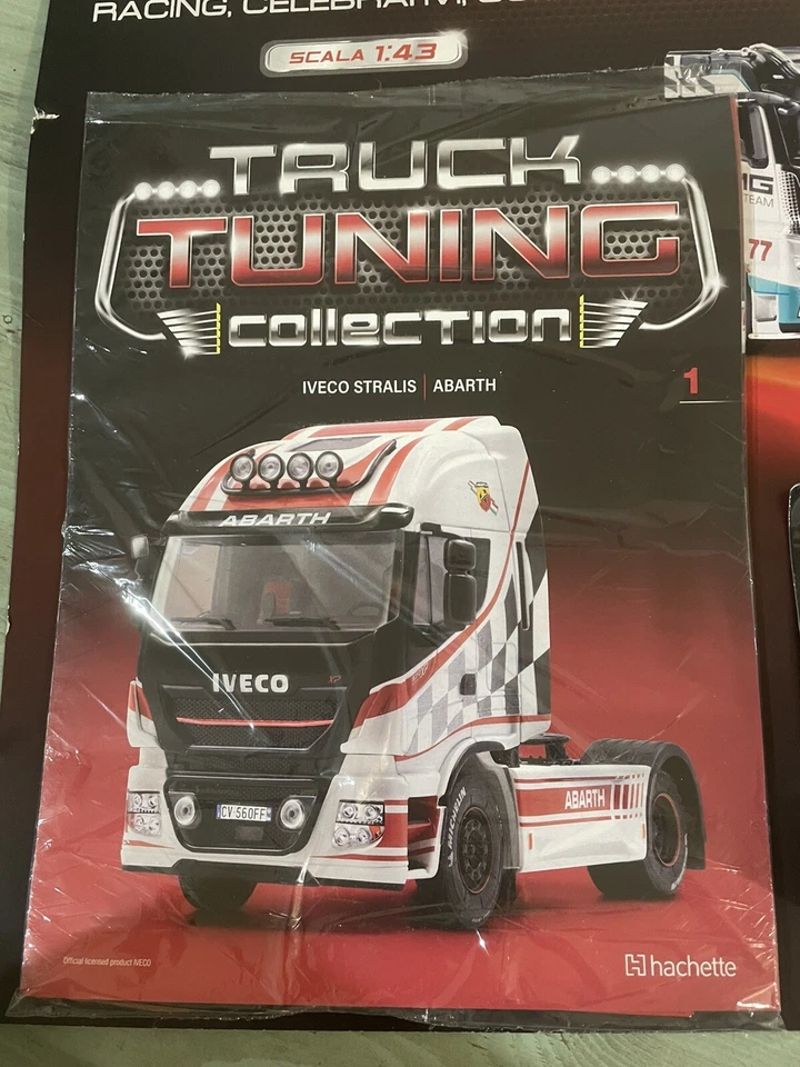 1/43 DIE CAST MODEL IVECO STRALIS HI-WAY ABARTH 2016 ABARTH livery HACHETTE N. 1 - Immagine 3 di 4