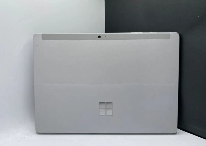 Microsoft Surface 3 Intel Atom x7-Z8700 @1,60 GHz 2 GB RAM 64 GB SSD Foto 4 de 4