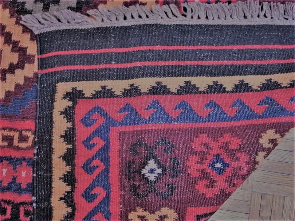 Kilim semi antiguo afgano o turcomano Ersari 5'2" x 7'8" Foto 2 de 3