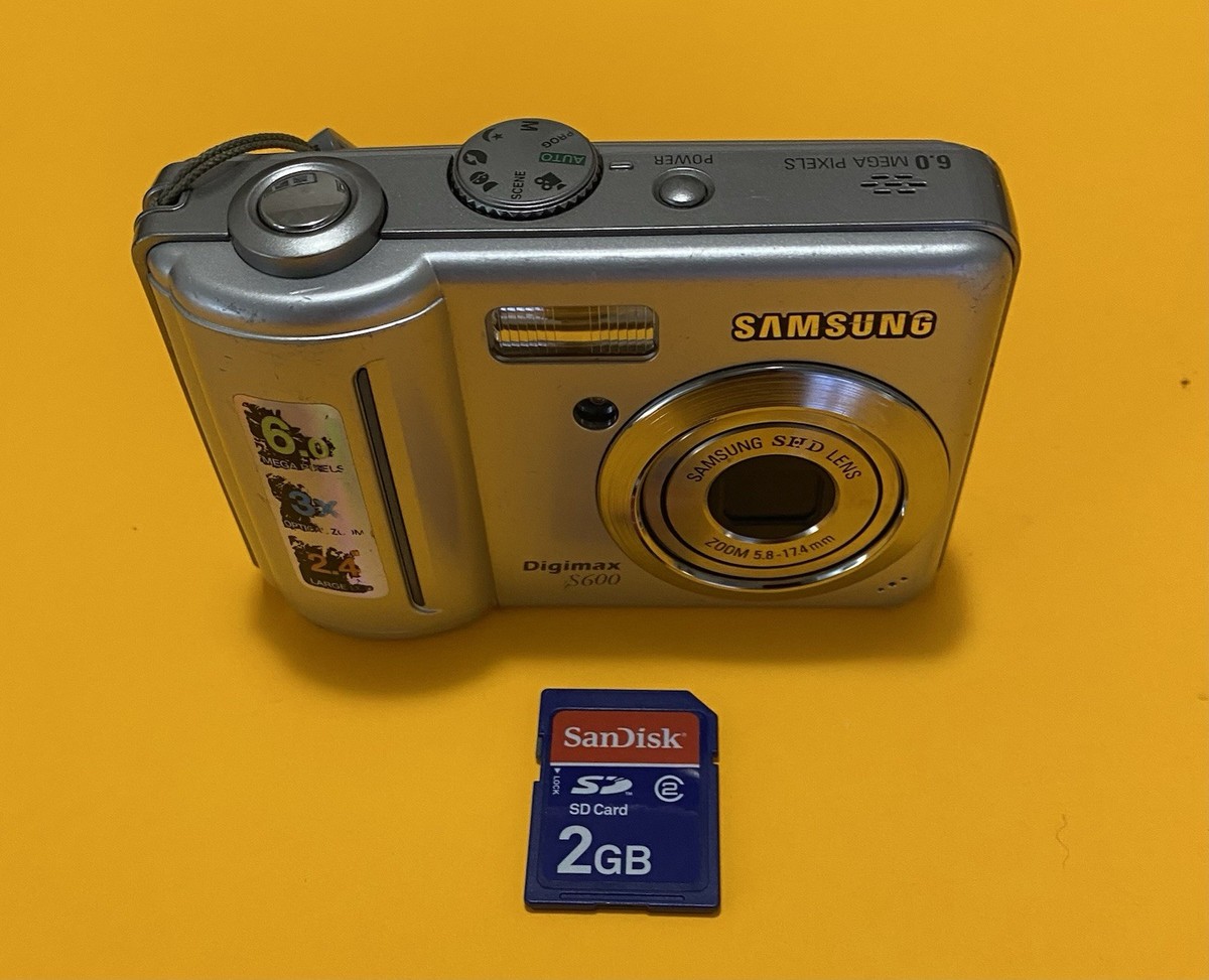 Samsung Digimax S600 6.0MP Compact Digital Camera Silver