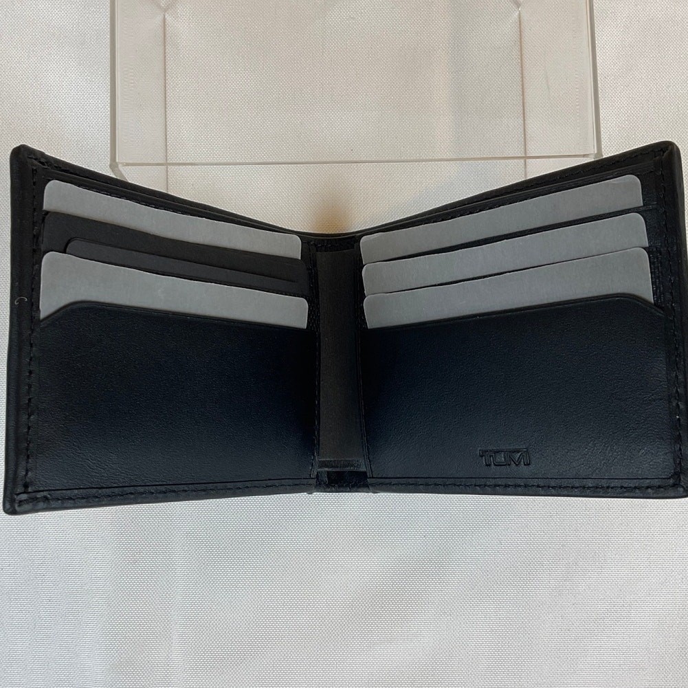 Tumi Men's Alpha Global Double Billfold Reflective Wallet, Black/Silver image 6