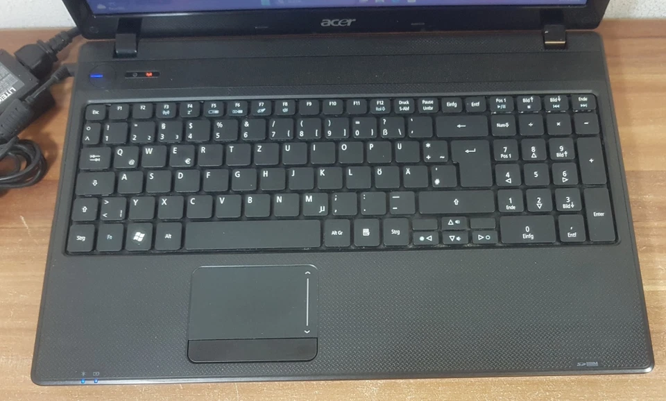 Acer Aspire 5742G i5 2x2,53GHz 8GB Ram 256GB Wlan HDMI AMD Radeon HD 5470 W11 - Bild 3 von 4