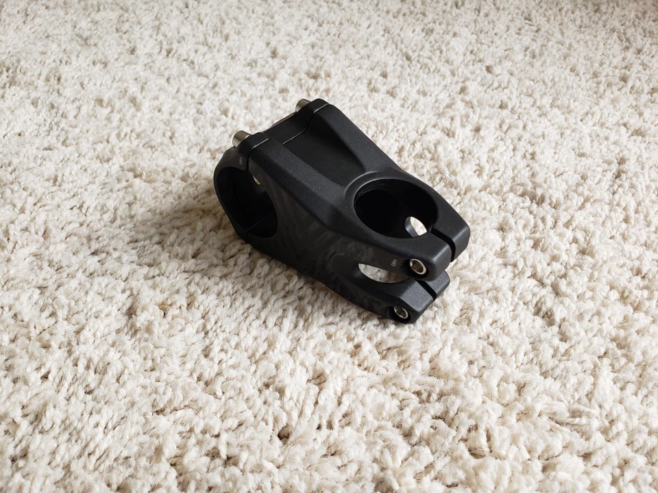 Vástago PNW Range Gen 3 50 mm, 31,8, con pernos de acero inoxidable (ligeramente usado) Foto 2 de 4