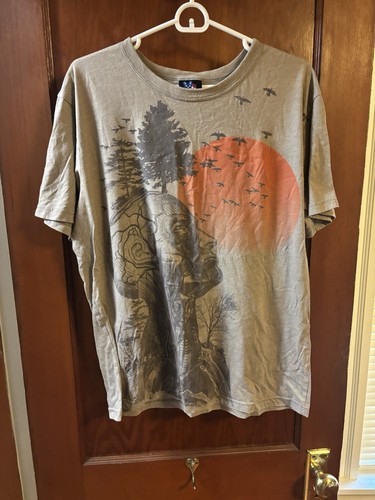 Human Tree XL T Shirt. From The Hangover. Urban Outfitters 2009