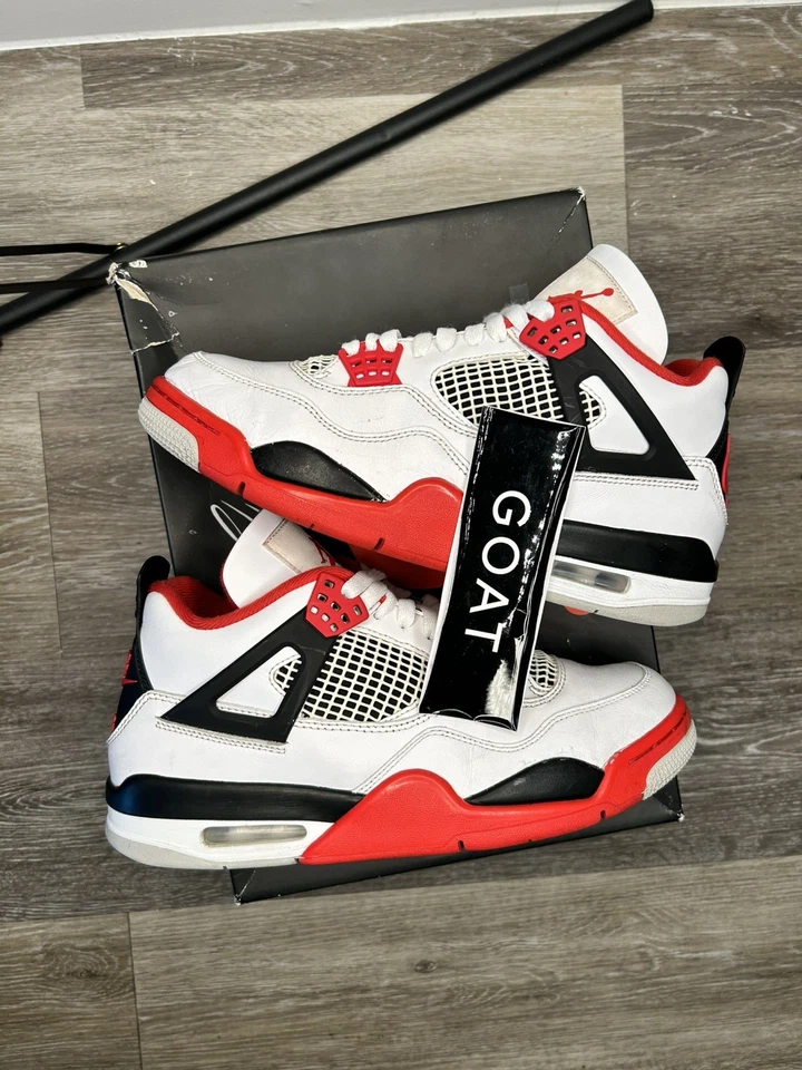 Air Jordan 4 Retro OG 2020 'Fire Red' con caja Foto 2 de 4