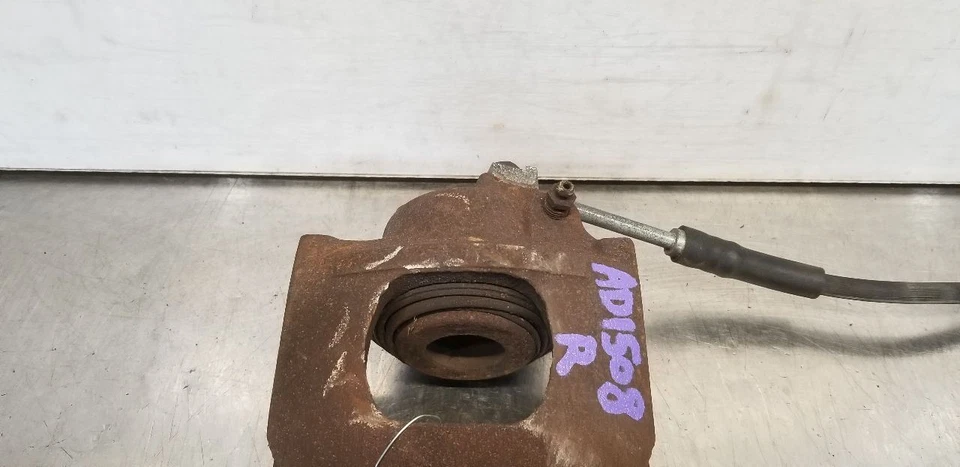 PINZA FRENO DELANTERO DERECHO FORD RANGER 92 PASAJERO Foto 3 de 4