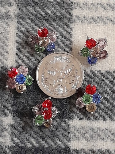 Completely Adorable Small Flower Rhinestone Mixed Buttons 12mm 5pcs - Picture 2 of 7