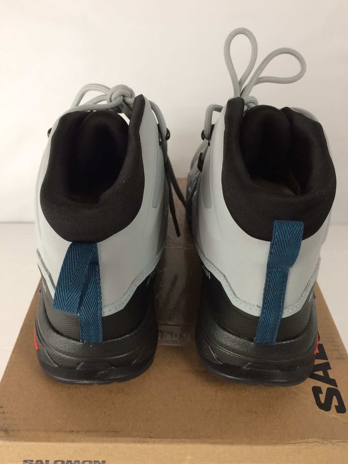 Eccellenti scarponi da trekking donna Salomon X Ultra 4 Mid Gore Tex cava nero legi