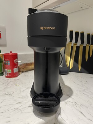 Nespresso Kaffeemaschine - Mattschwarz