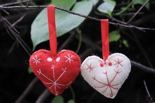 Valentine's Day Felt Red And White Love Hearts Ornaments 2pcs for Gift