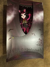Mattel Monster High Freak Du Chic Draculaura 2023 SDCC Exclusive