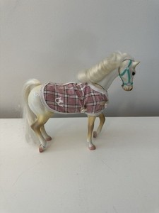 Vintage 1996 Grand Champion Feed N' Nuzzle Stallion Horse Blanket Figure
