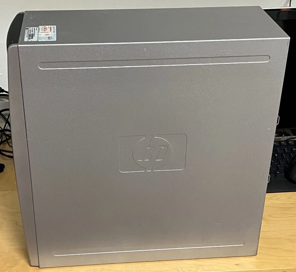 HP - XW4400 & Win XP Pro X64 Foto 2 de 4