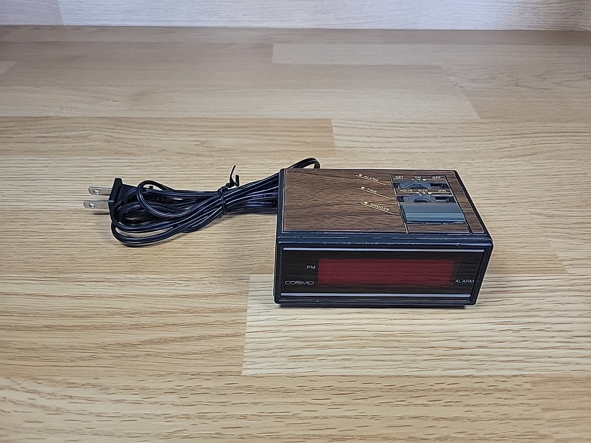 Vintage 1970s Cosmo No. E592B Digital LED Alarm Clock - Walnut