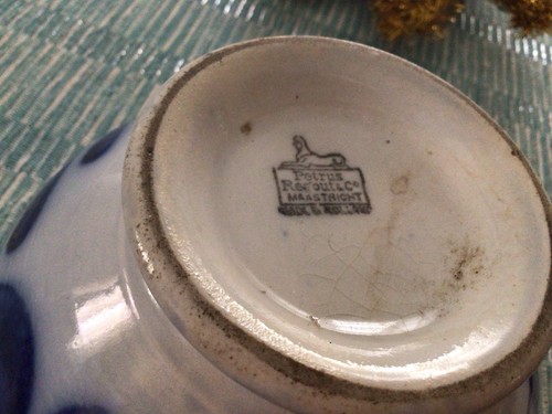 Flow Blue Bowl Maestricht Holland 3.25” High Read,chip - Picture 4 of 8