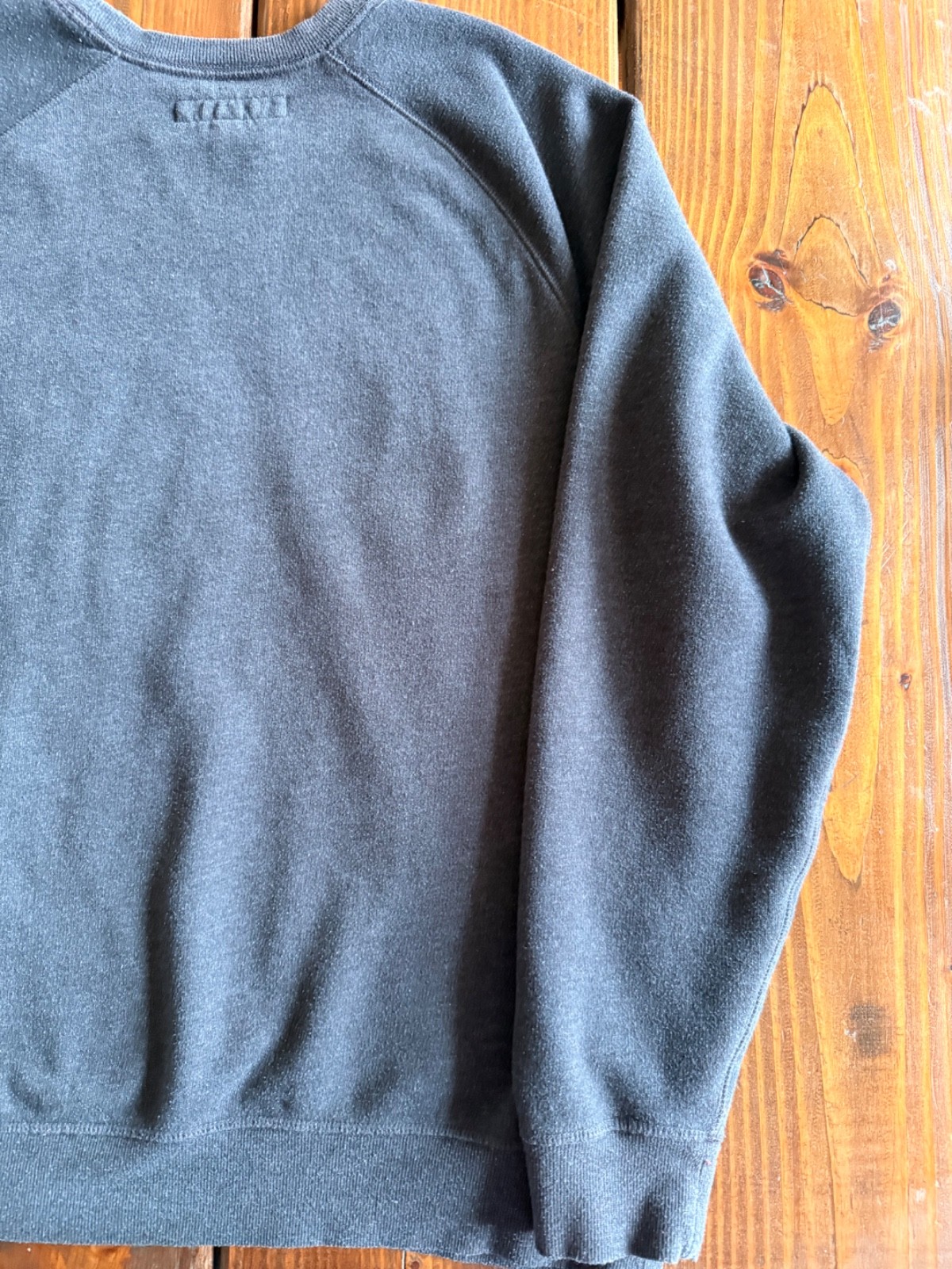 LEVI’S Aztec Print Long Sleeve Crew Fleece Light Sweatshirt Men’s XL NEW thumbnail 10