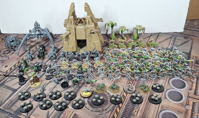Warhammer 40k - Große Necron Armee - bemalt mit erdiger Optik - P-211