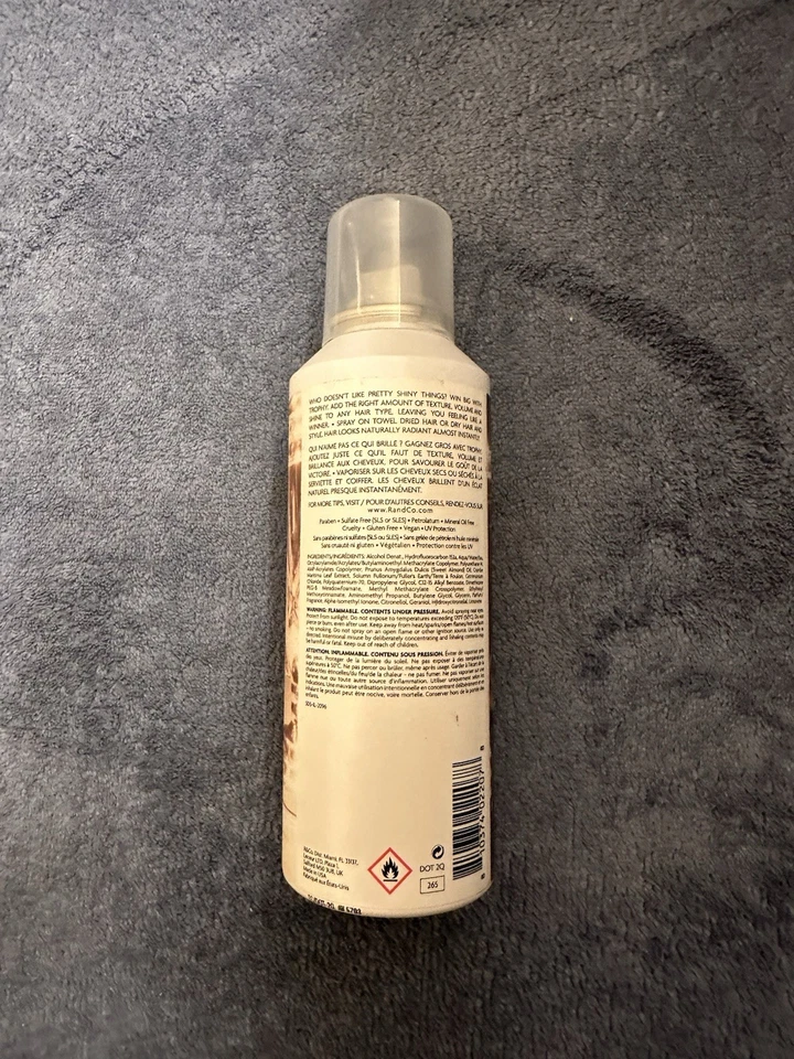 Spray brillo y textura R+CO Trophy 6 oz NUEVO Foto 2 de 4