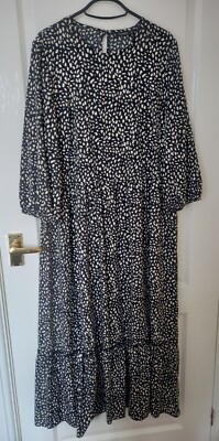 St Bernard DUNNES STORES PRETTY Ladies Black White Fleck Midi Dress Size M BNWT