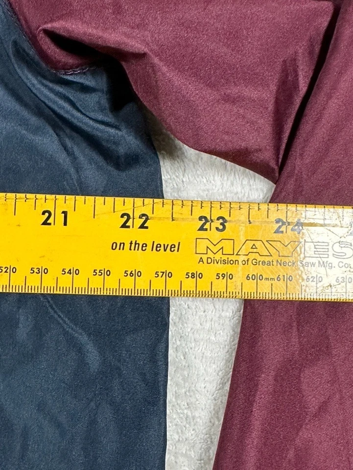 夹克-海军蓝/栗色防风带 Bigfoot 标志中号二手 — 第 4/4 张图片