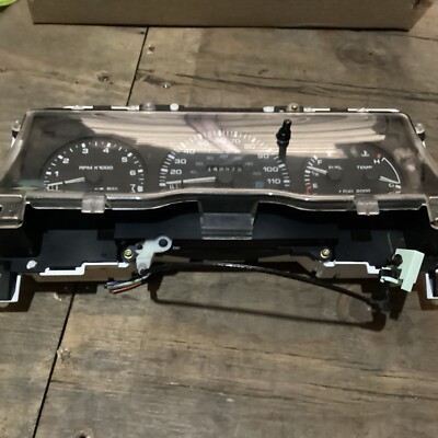 USED 1998 Ford Windstar/Speedometer Cluster(Drivers Quality)