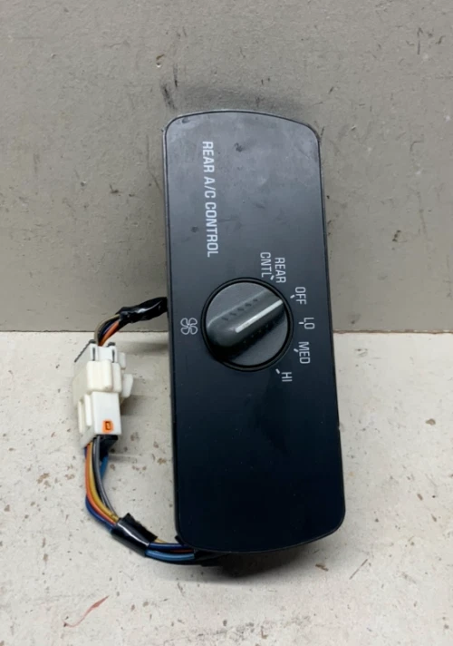 1996 - 1999 年 OBS 雪佛兰 GMC C/K 1500 2500 郊区头顶后空调气候控制 — 第 4/4 张图片