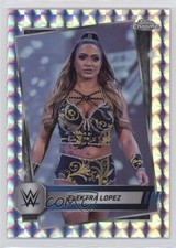 2025 Topps Chrome WWE Geometric Refractor Elektra Lopez #95 0c3