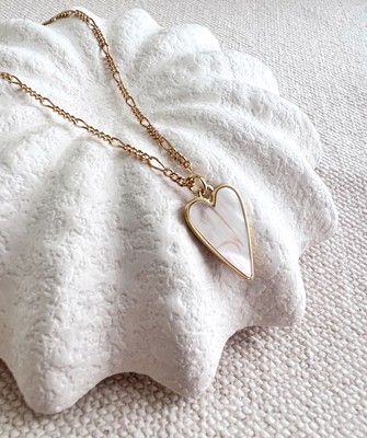 Pearl Heart Pendant Necklace Shell Pearl Heart Necklace Dainty Gold Necklace