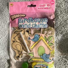 Woodshop Birdhouse Wind Chime Kids' Craft Kit with Paints, MPN 48368