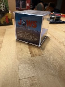 Jaws Nintendo Nes 3D Cube Handmade Diorama - Retro Gaming - Papercraft