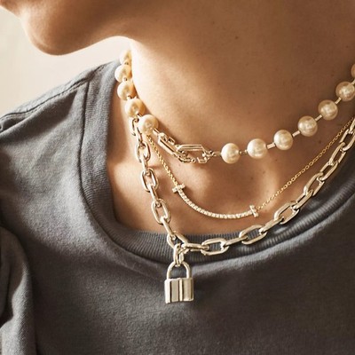 Tiffany & Co. T Smile 18K Gelbgold & Diamanten Halskette 16-18'' lang UVP 3k