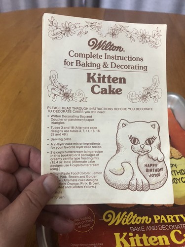 VINTAGE 1979 WILTON KITTEN CAKE PAN W/BAKING/DECORATING INSTRUCTIONS #2105-2479 - Picture 8 of 8