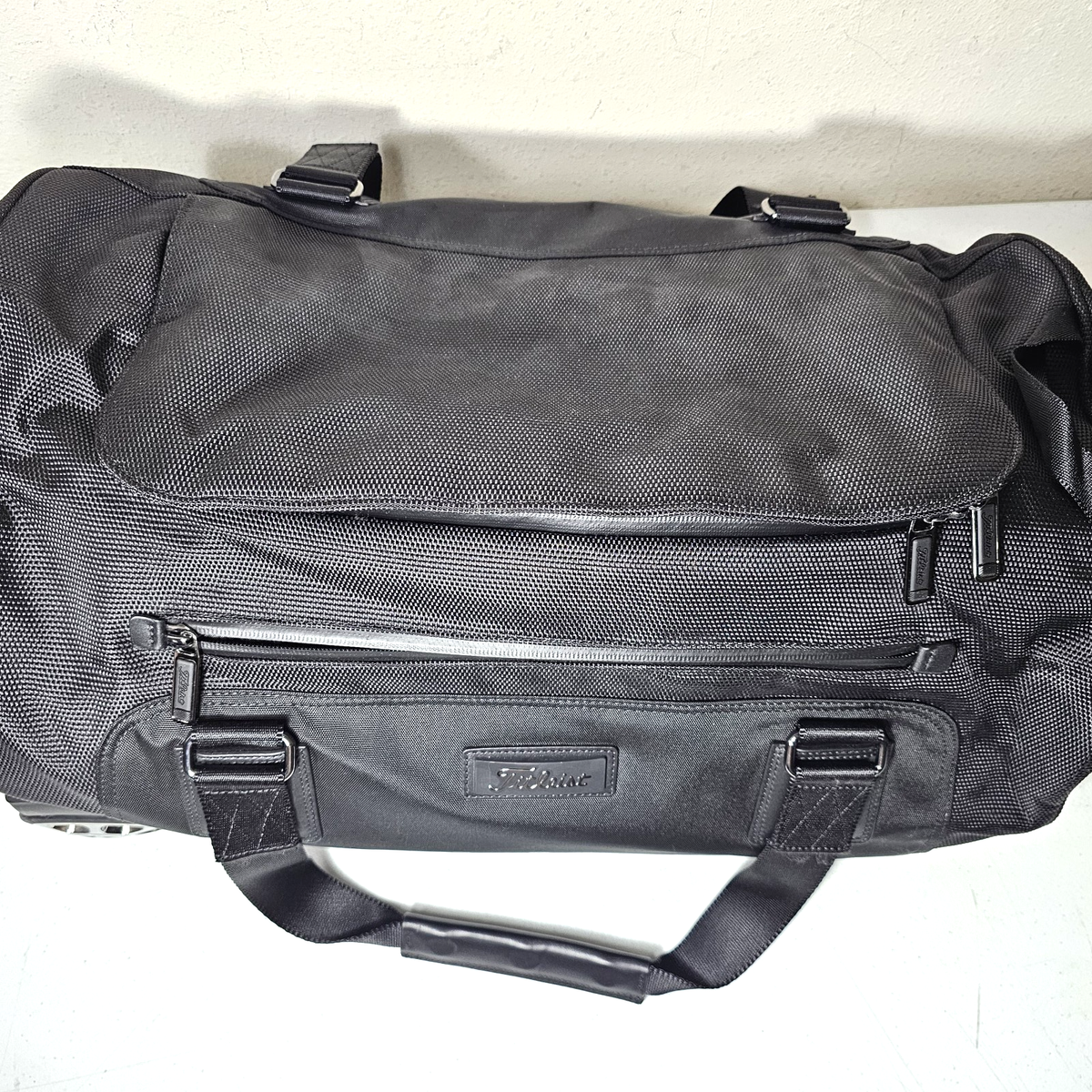 Titleist Travel Gear Black Golf Wheeled Duffel Bag Luggage