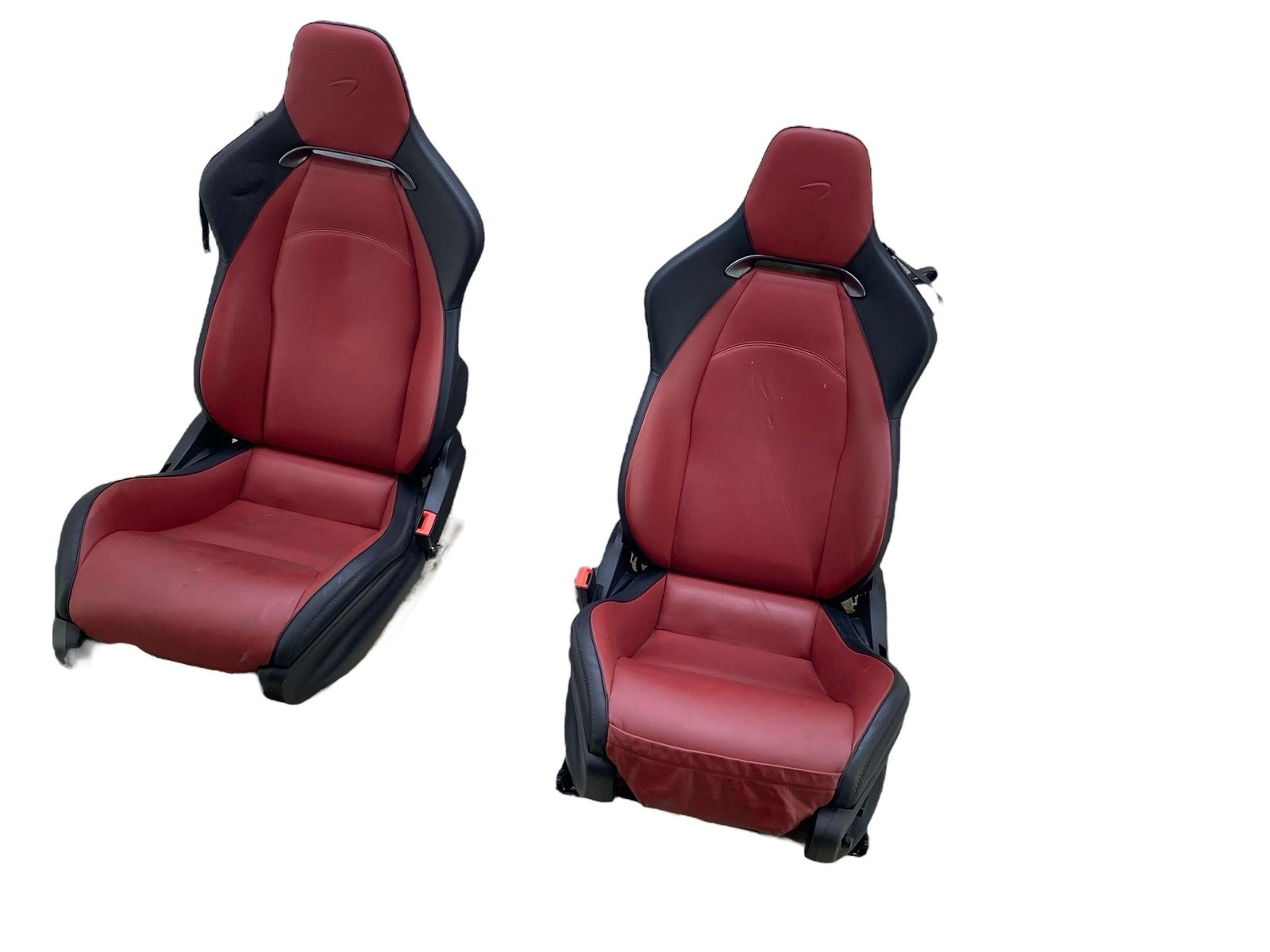 2024 MCLAREN ARTURA FRONT SEAT SET BLACK / RED *INDENTS* OEM
