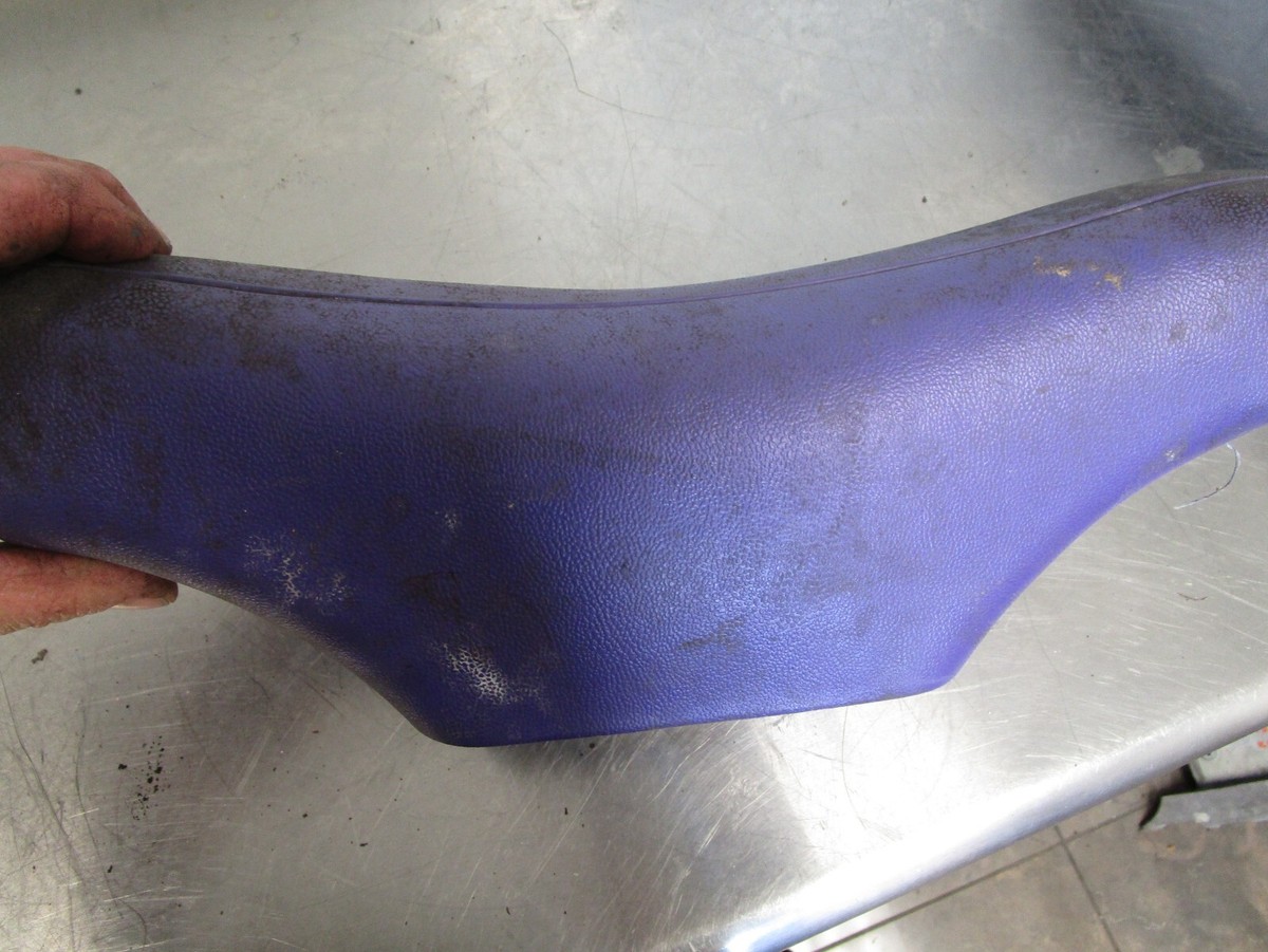 97 KAWASAKI 900 ZXI STEERING HANDLE BAR VIOLET PAD W/ FOAM 39087