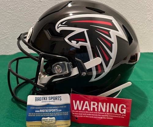 Michael Vick Autographed Atlanta Falcons Full Size SpeedFlex Helmet - Picture 4 of 6