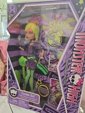 Monster High DAWN OF THE DANCE CLAWDEEN WOLF NIB 2026 In Hand - Box Defects