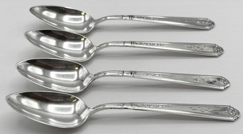 FOUR ANTIQUE GORHAM 'PRINCESS PATRICIA' C/1926 STERLING SILVER TEASPOONS