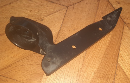 BMW E90 E91  Aufnahme Seitenwand Stoßstange vorne rechts 7058448