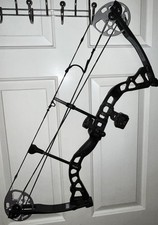 Diamond Archery Prism Bow RH 5–55lbs 18-30” Draw Length by Bowtech