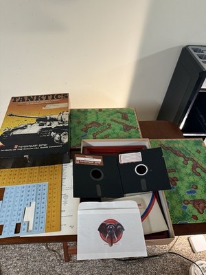 Tanktics Vintage Apple II Computer Game Complete Avalon Hill Game Company EUC