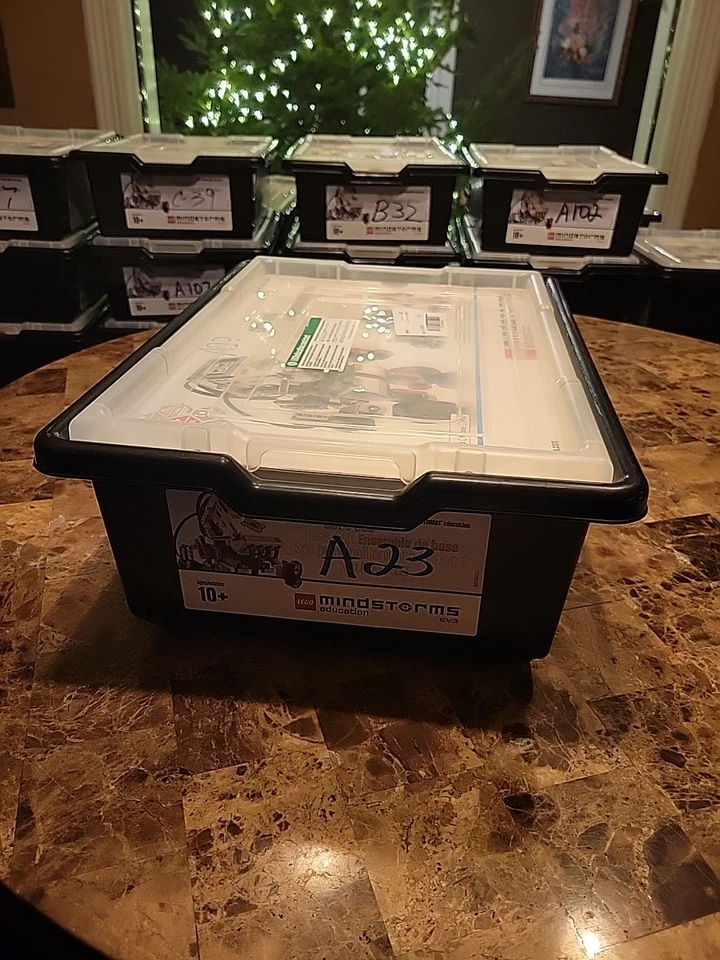 LEGO Mindstorms: Education Ev3 Core Set (45544) 100% Complete And Tested - Image 3 of 4