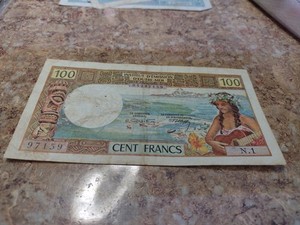 TAHITI - PAPEETE   - 100 Francs  1969  Circulated Look At Pictures 