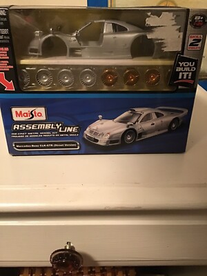 マイスト　メルセデスベンツ　CLK-GTR s-l400.jpg