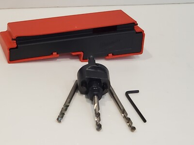 Milwaukee 49-56-7250 3/8'' Ergo Quick Change Hole Saw Arbor 1 1/4-6 7/8 w/Case